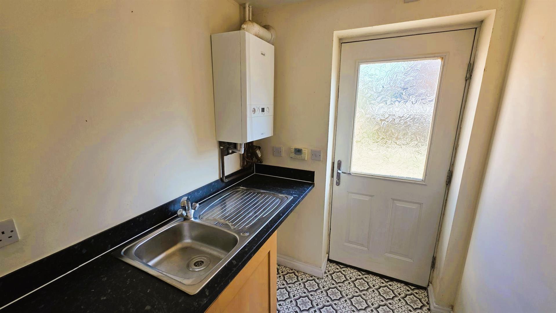 Pentre Doc Y Gogledd, Llanelli, SA15 2JW